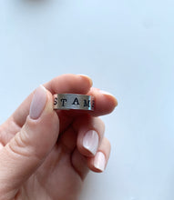 Load image into Gallery viewer, Typewriter Font